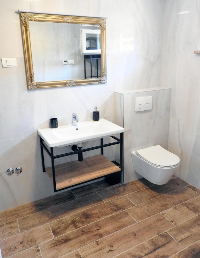 Apartment Lu, Stinjan - Pula Eksteriør billede